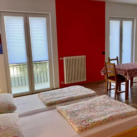 Bikeapartments Laura & Jasmin מאלצ'סינה